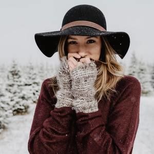 Meet your Posher, Chloe